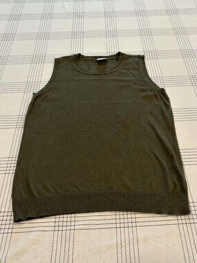 Cabi Moss Green Knit Sleeveless Sweater Vest Tank Top M Medium